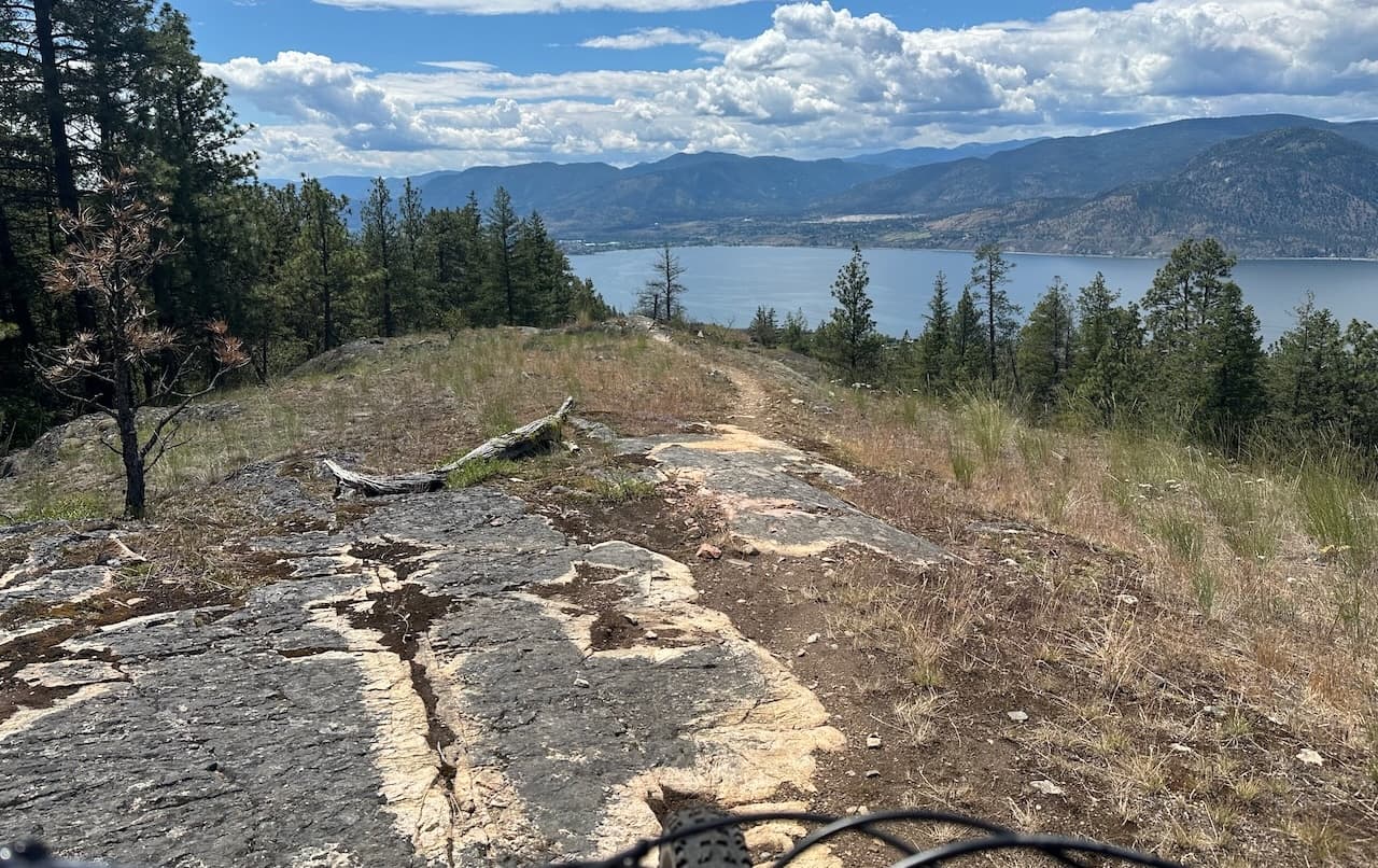 Okanagan Lake ridge trail